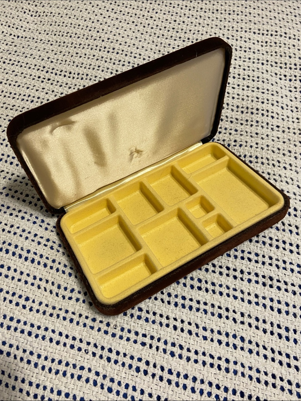 Vintage Brown Felt travel Jewelry Box Hinged Lid Retro Piece Small see photos